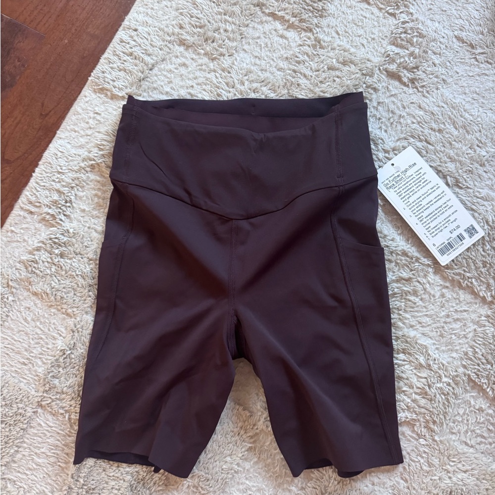 NWT Lululemon high rise legging shorts